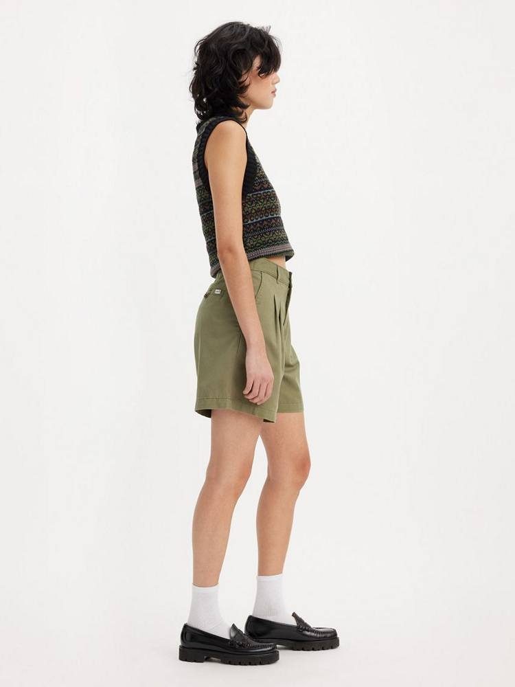 LEVIS PLEATED TROUSER SHORT GREENS